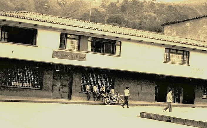 Almacén Comité de Cafeteros de Pijao