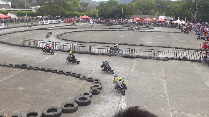 Coliseo De Ferias.