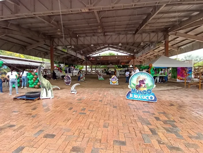 Coliseo De Ferias