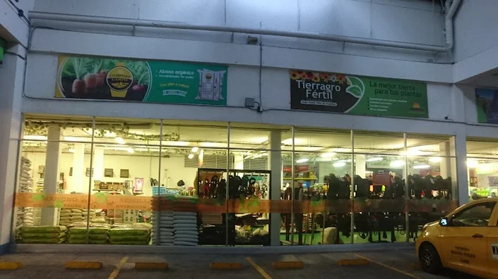 Tierragro Medellín |Tienda de mascotas y supermercado agropecuario