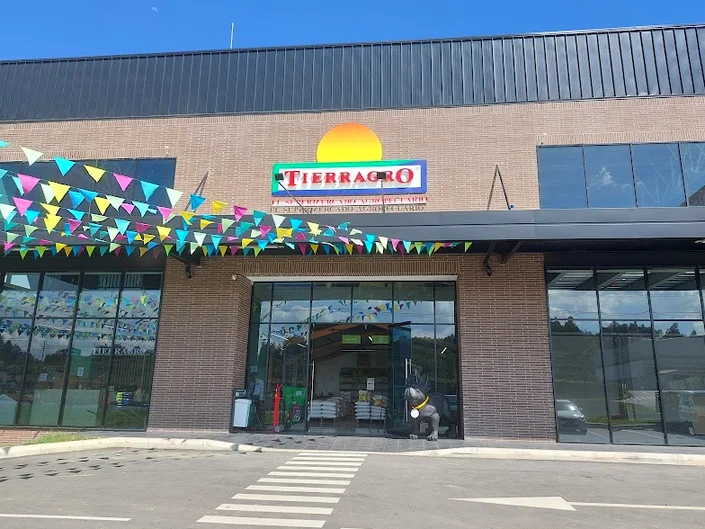 Tierragro Rionegro | KM 34+200, Autopista Bog – Med |Tienda de mascotas y supermercado agropecuario